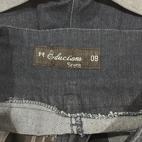 High waisted blue Jean Shorts - Picture 7 of 8